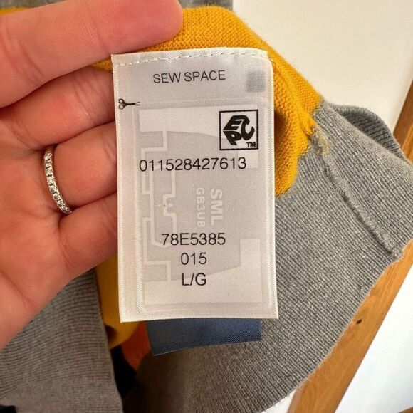 Tommy Hilfiger Men’s Modern Varsity Collegiate Color-block Crewneck Sweater - Picture 9 of 11